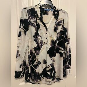 Vera Wang long sleeve blouse. Size XS